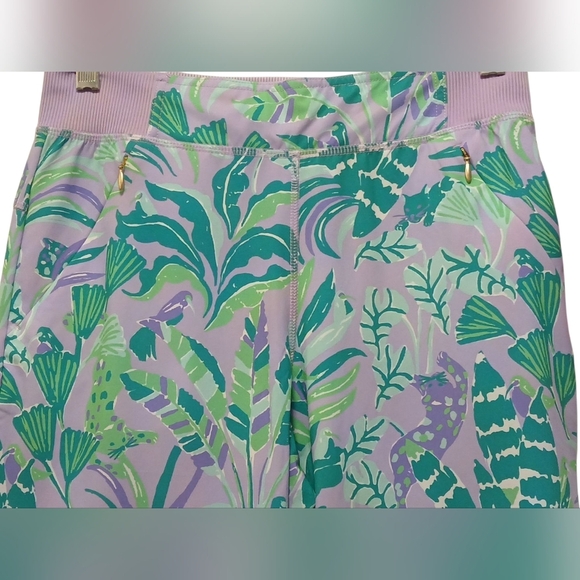 Lilly Pulitzer - NWT, Purple Iris Print Leggings, UPF 50+ Wicking,... - Picture 5 of 10